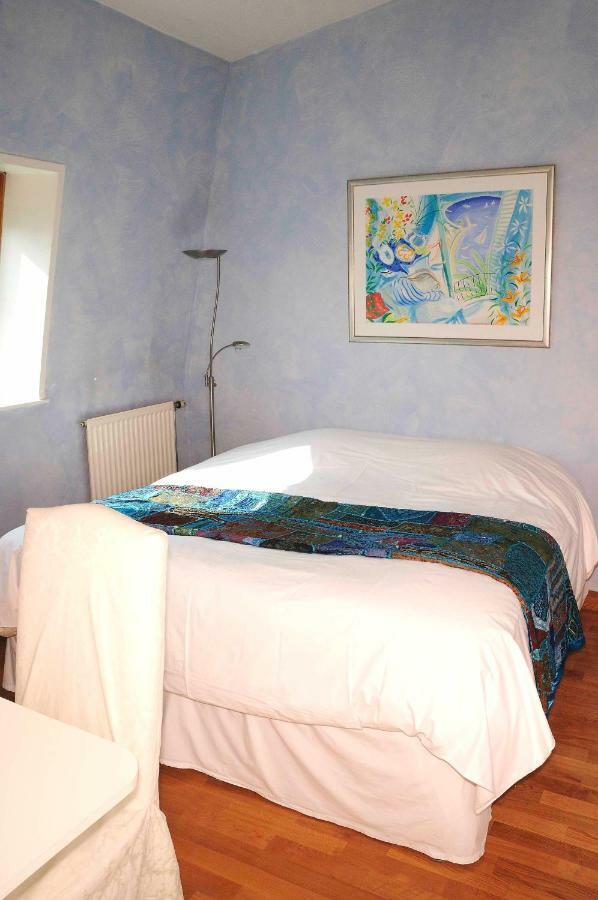 52 Clichy Bed & Breakfast - Chambre D'Hotes Париж Экстерьер фото